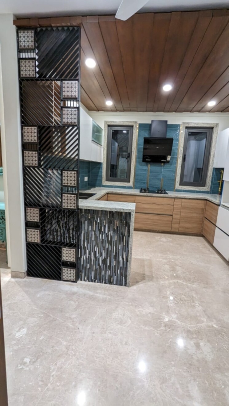 Kitchen, kalkaji 3 Bedroom 2500 Sq.Ft. Builder Floor In Kalkaji Delhi 9300094