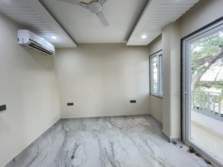 Master Bedroom, arya-chittaranjan-park 4 Bedroom 2500 Sq.Ft. Builder Floor In Kalkaji Delhi 9300096