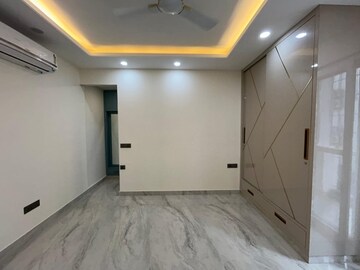 Master Bedroom in 4 BHK Builder Floor at Arya Chittaranjan Park, Kalkaji – for Rent