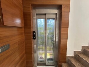 Building Lobby in 4 BHK Builder Floor at Arya Chittaranjan Park, Kalkaji – for Rent