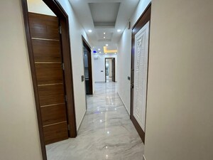 Building Lobby in 4 BHK Builder Floor at Arya Chittaranjan Park, Kalkaji – for Rent