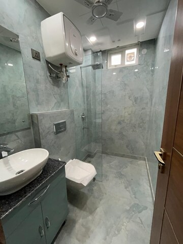 Attached Bathroom in 3 BHK Builder Floor at Chittaranjan Park – for Rent