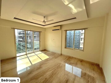 Bedroom in 2 BHK Apartment at Juhu Gulmohar CHS, Vile Parle West – for Rent