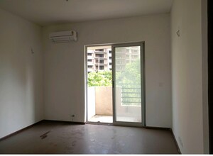 Master Bedroom in 4 BHK Villa at Mapsko Casa BellA-Villas, Sector 82 – for Sale