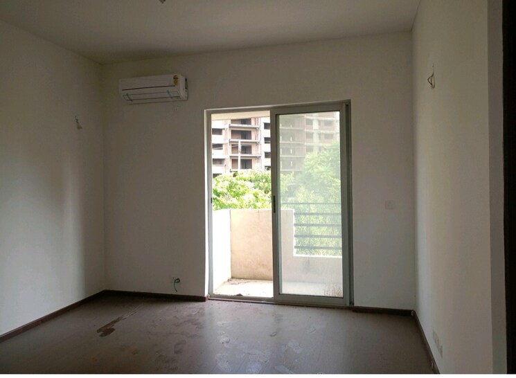 Master Bedroom, mapsko-casa-bella-villas 4 Bedroom 300 Sq.Yd. Builder Floor In Sector 82 Gurgaon 9300129