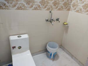 Bathroom in 1 BHK Independent House at Mayur Vihar Phase 1 – for Rent