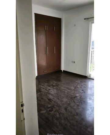 Room in 3 BHK Apartment at Mapsko Royale Ville, Sector 82 – for Sale