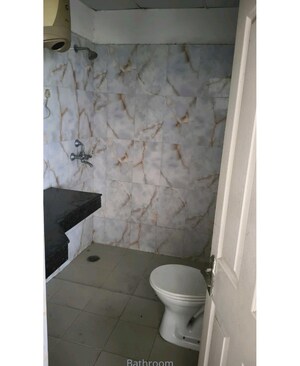 Bathroom in 4 BHK Apartment at Mapsko Royale Ville, Sector 82 – for Sale