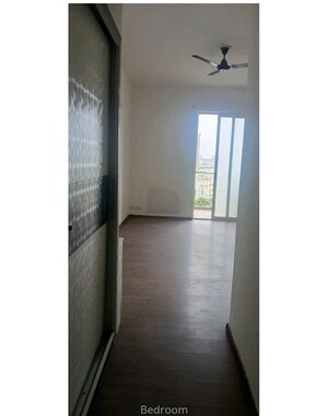 Room in 4 BHK Apartment at Vatika Seven Lamps, Sector 82 – for Sale