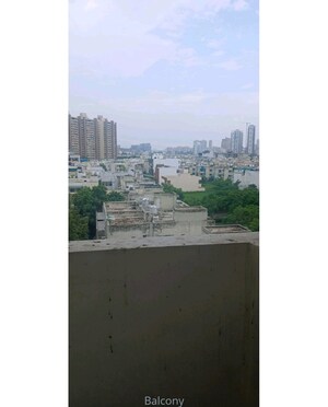 Swimming Pool in 4 BHK Apartment at Vatika Seven Lamps, Sector 82 – for Sale