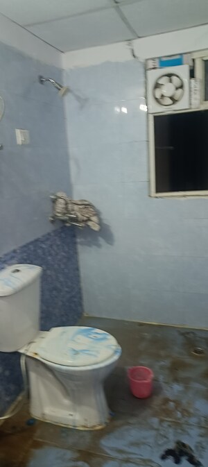 Room in 2 BHK Apartment at Gardenia Golf City, Sector 75 – for Rent