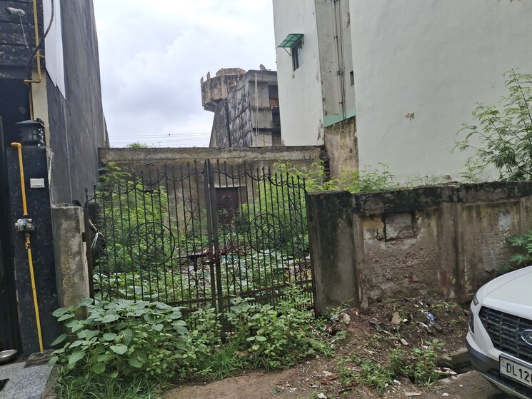 Exterior View, sector 31  162 Sq.Mt. Plot In Sector 31 Noida 9300166