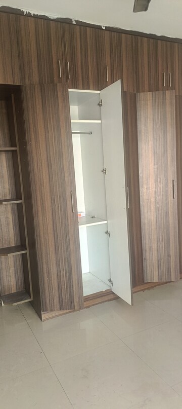 Room in 3 BHK Apartment at Gardenia Gateway, Sector 75 – for Rent