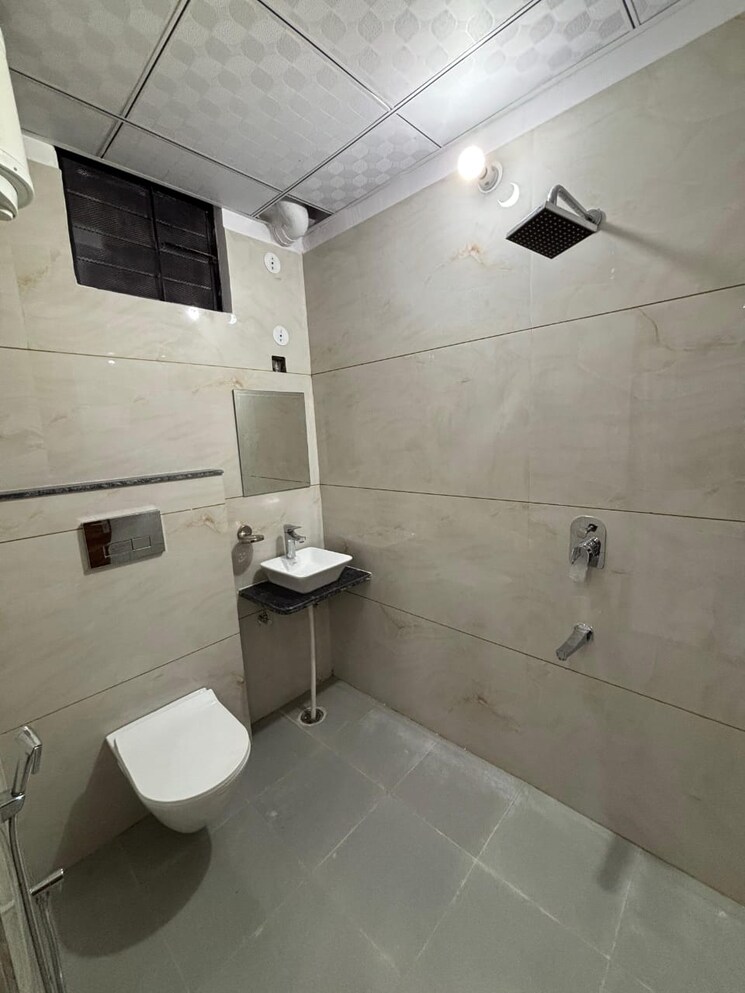 Bathroom, mansarovar extension 3 Bedroom 2200 Sq.Ft. Apartment In Mansarovar Extension Jaipur 9300179