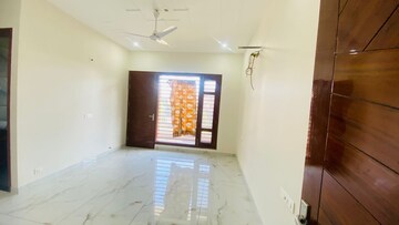 Room in 2 BHK Independent House at GMADA Eco City, North Mullanpur – for Rent