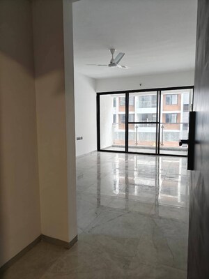 Room in 2 BHK Apartment at Unique Youtopia, Kharadi – for Rent