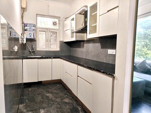 Kitchen in 3 BHK Builder Floor at Unitech South City 1, South City 1 – for Rent