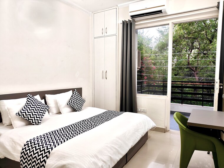 Bedroom, unitech-south-city-1 3 Bedroom 2000 Sq.Ft. Builder Floor In South City 1 Gurgaon 9300193