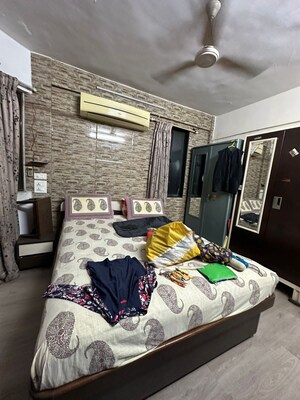 Bedroom in 2 BHK Apartment at Garodia Palace, Ghatkopar East – for Rent