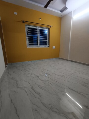 Room in 2 BHK Builder Floor at Kudlu Gate – for Rent