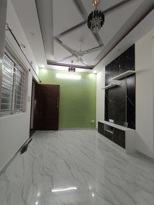 Bedroom in 2 BHK Builder Floor at Kudlu Gate – for Rent