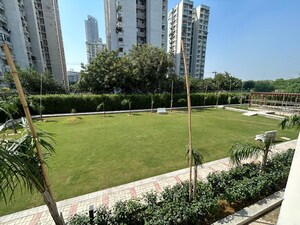 2 BHK Builder Floor – Garden View at Suncity Vatsal Valley, Gwal Pahari - for Rent