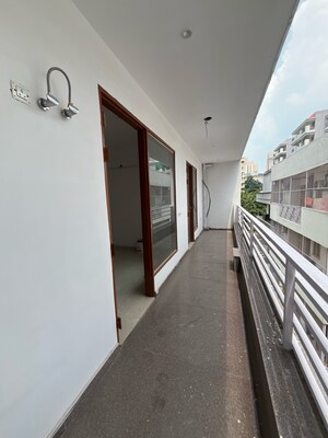 Balcony in 3 BHK Builder Floor at Ansal Sushant Lok I, Sector 43 – for Rent