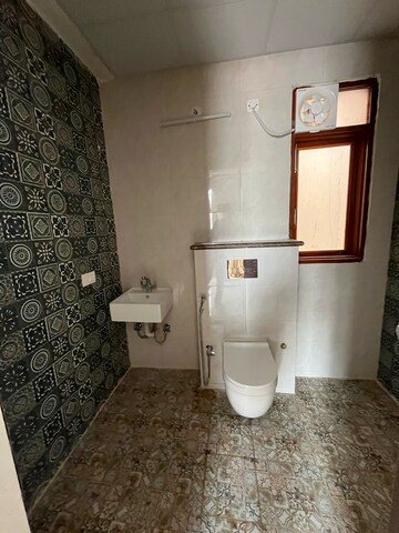 Bathroom in 3 BHK Builder Floor at Ansal Sushant Lok I, Sector 43 – for Rent