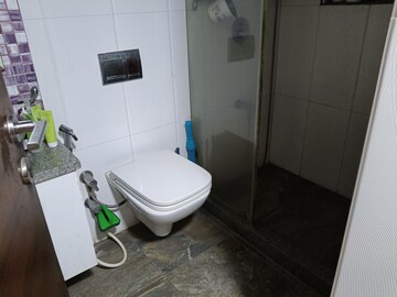 Bathroom in 2 BHK Apartment at Lokhandwala Harmony, Worli – for Rent