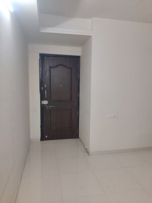 Furnished Amenities in 2 BHK Apartment at Nyati Elysia, Kharadi – for Rent