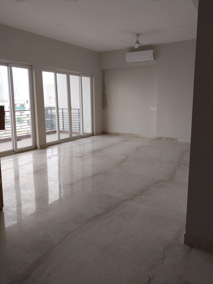 Room, spaze-kalistaa 4 Bedroom 4200 Sq.Ft. Apartment In Sector 84 Gurgaon 9300344