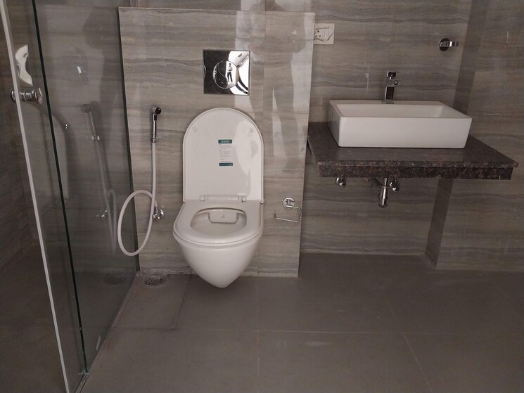 Bathroom, spaze-kalistaa 4 Bedroom 4200 Sq.Ft. Apartment In Sector 84 Gurgaon 9300344