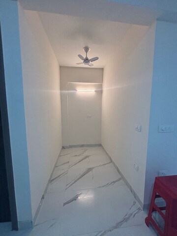 Bathroom in 3 BHK Apartment at Emaar Palm Gardens, Sector 83 – for Sale