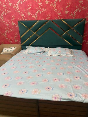 Bedroom in 2 BHK Apartment at Penta Homes, Vip Road – for Rent