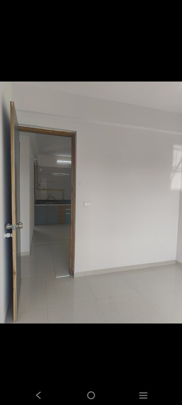 Room in 3 BHK Apartment at Shaligram Prime, Ghuma – for Rent