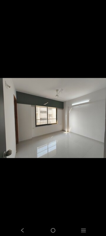 Room in 3 BHK Apartment at Shaligram Prime, Ghuma – for Rent