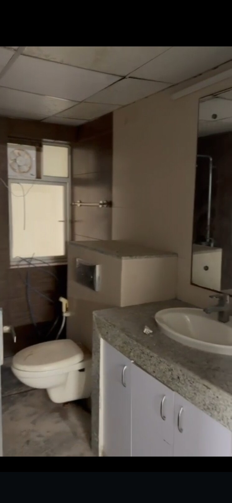Bathroom, raheja-vedaanta 3 Bedroom 1833 Sq.Ft. Apartment In Sector 108 Gurgaon 9300408