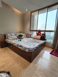 2 BHK Apartment For Sale in Hiranandani Estate