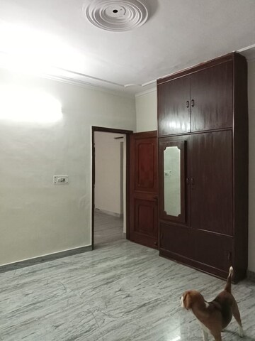 Room in 3 BHK Independent House at Sector 16 – for Rent