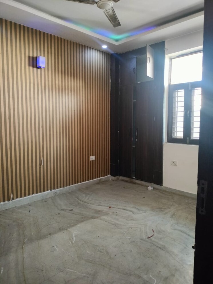 Room, green fields colony 4 Bedroom 2430 Sq.Ft. Builder Floor In Green Fields Colony Faridabad 9300447