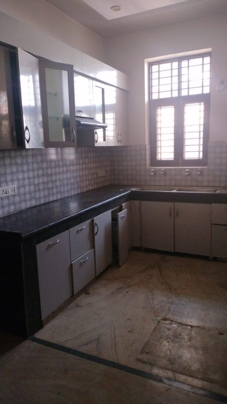 Kitchen, green fields colony 4 Bedroom 2430 Sq.Ft. Builder Floor In Green Fields Colony Faridabad 9300447