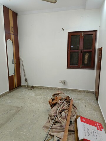 2 BHK Builder Floor For Rent in Mayur Vihar Phase 1