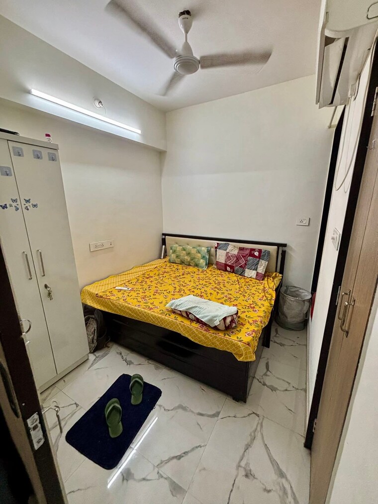 Bedroom, andheri east Pg For Girls In Andheri East 9300457