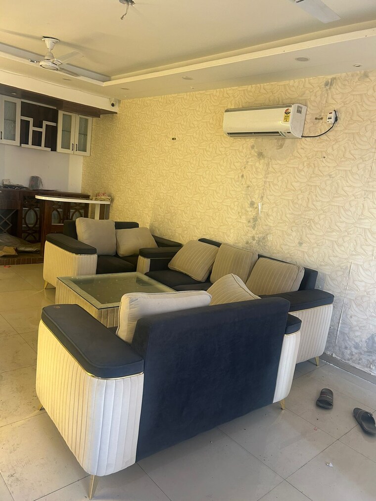 Master Bedroom, nk-sharma-savitry-greens 3.5 Bedroom 1735 Sq.Ft. Apartment In Lohgarh Zirakpur 9300468