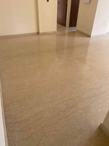 Room in 3 BHK Apartment at Lodha Sterling, Kolshet Road – for Sale