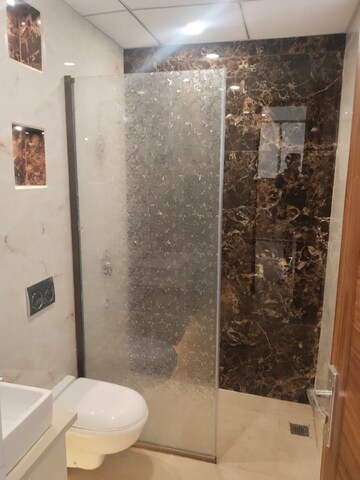 Bathroom in 3 BHK Apartment at Trishla City, Patiala Road – for Rent
