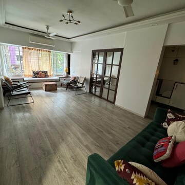 Living Room in 3 BHK Apartment at Shree Sundaram, Versova – for Sale