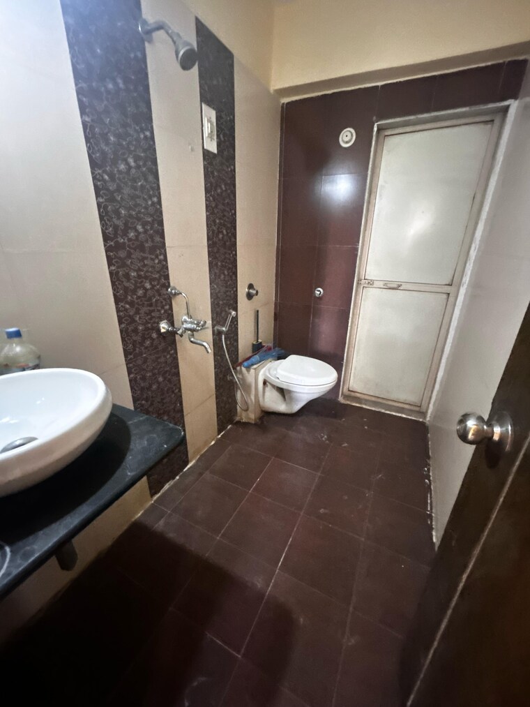 Bathroom, bhoomi-acres 2 Bedroom 645 Sq.Ft. Apartment In Thane West Thane 9300564
