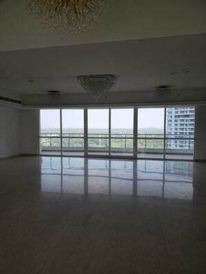 Room in 4 BHK Apartment at Krrish Provence Estate, Gurgaon Faridabad Road – for Rent