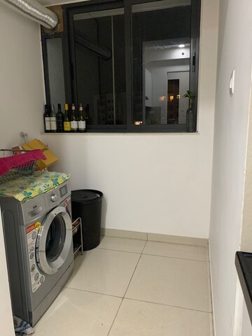 Furnished Amenities in 2 BHK Apartment at Shapoorji Pallonji Vicinia, Powai – for Rent